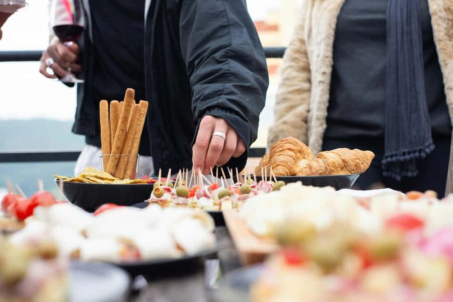 Valencia: Mysteries, Legends, & Local Tapas Experience - Six reasons this Valencia walk is worth your time