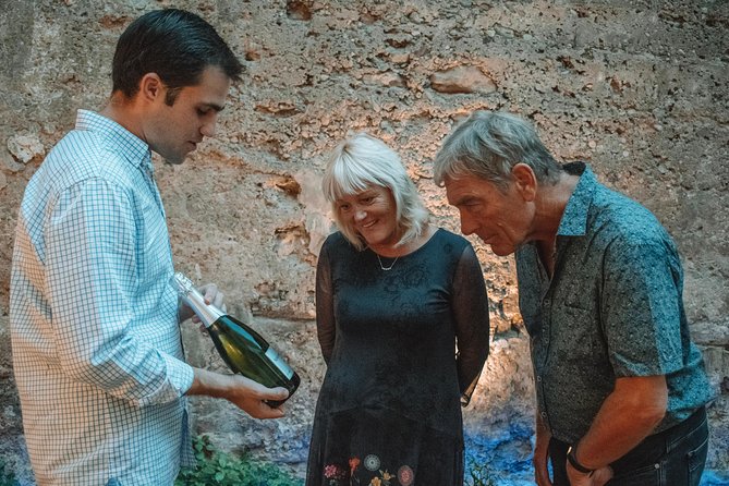 Valencia Old Town Tour with Wine & Tapas in 11th Century Historic Monument - What you may eat and drink