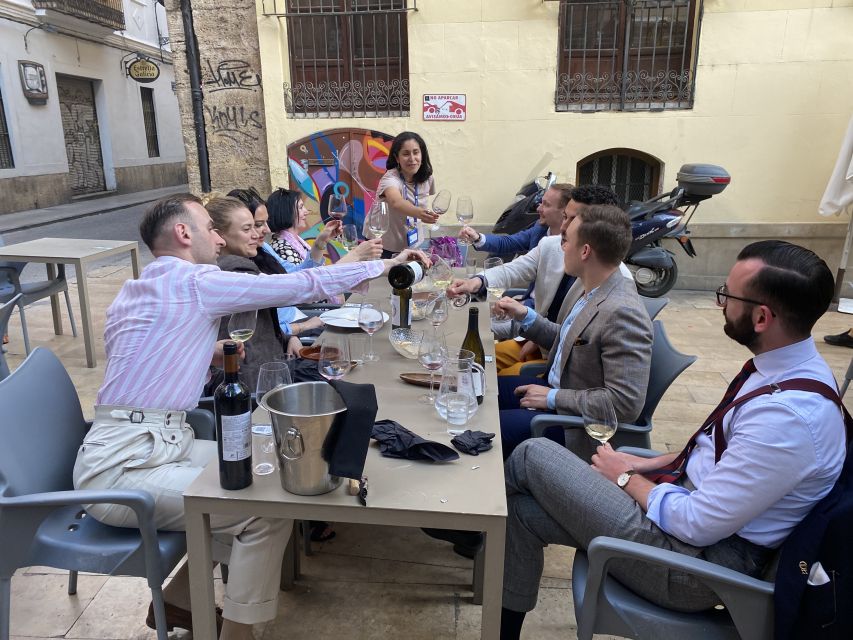 Valencia: Wine Tasting and Tapas Experience - Five tapas and the food-pairing lesson