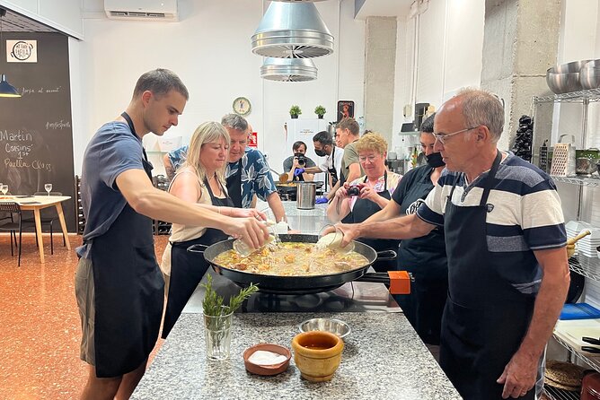 Valencian paella cooking class, tapas and visit to Ruzafa market. - Who will enjoy this class most