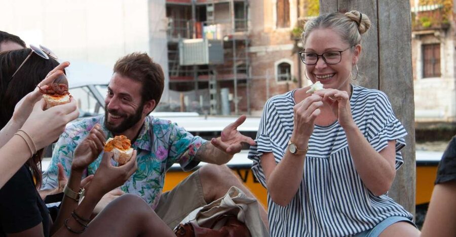 Venice: Local Secrets of Venice Tapas & Wine Walking Tour - Key points at a glance