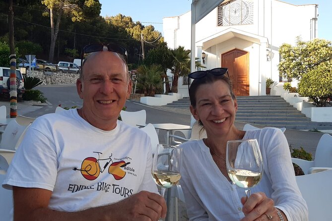 Wine & Tapas tour by electric bike (e-bike) including Ronda pickup (half day) - Why this ride works well around Ronda