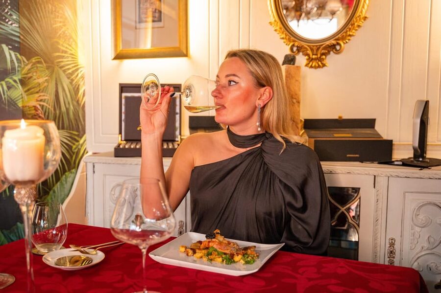 WINE TASTING & TAPAS IN THE HEART OF FARO - Practical details that matter