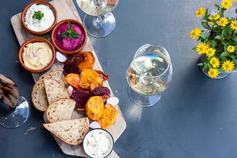 Zermatt: Tapas tour - Hotel Pollux, the first full tasting stop